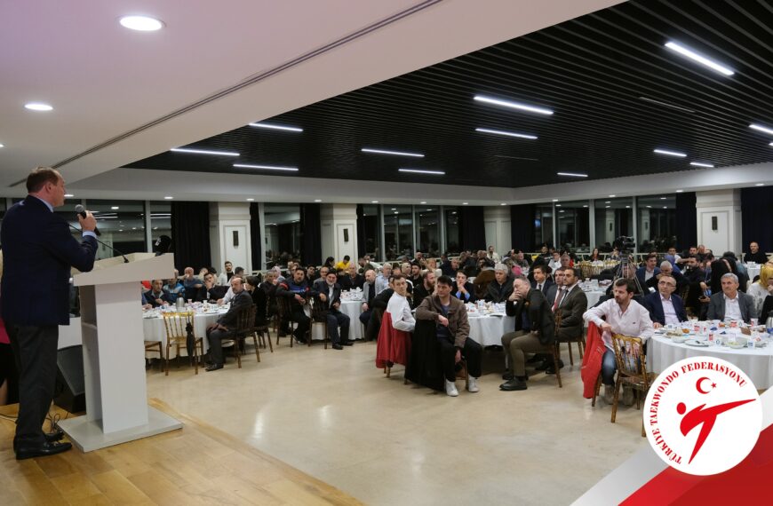 İstanbul’da İftar Yemeği