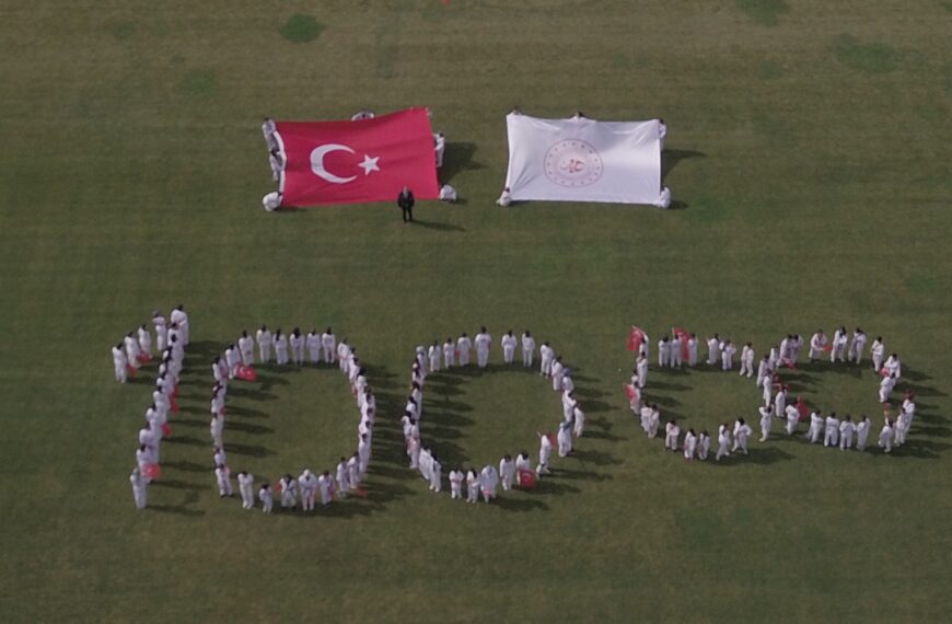 100. Yıl Coşkusu!
