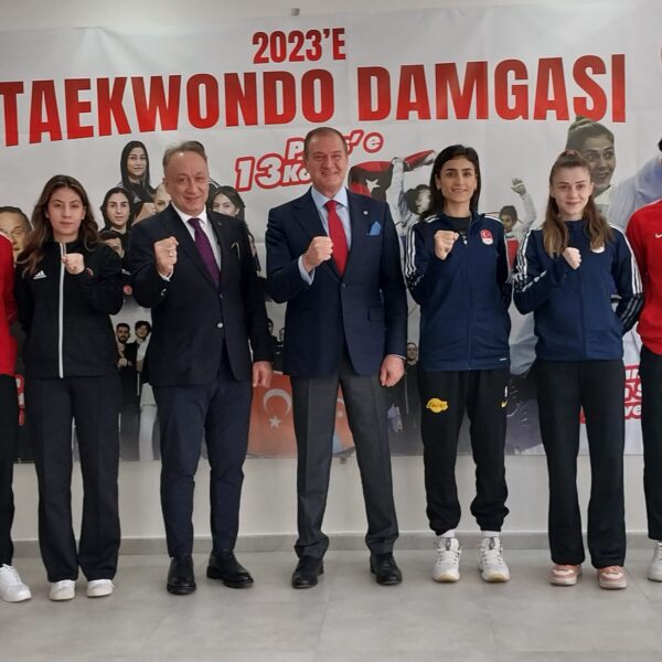 “100. Yılda Tarihi Başarılar”