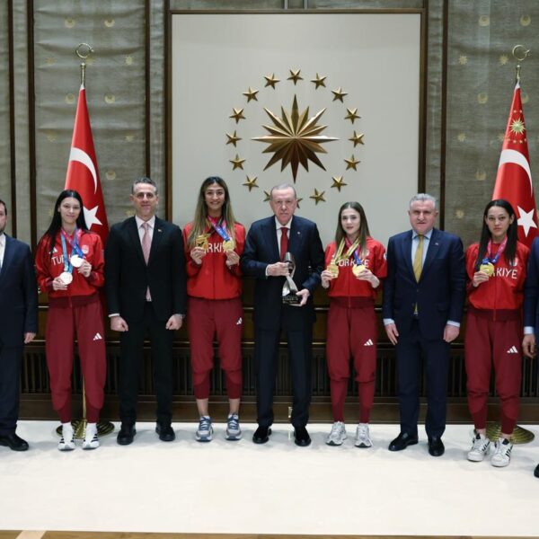 Cumhurbaşkanımız Sayın Erdoğan Şampiyonları Kabul Etti